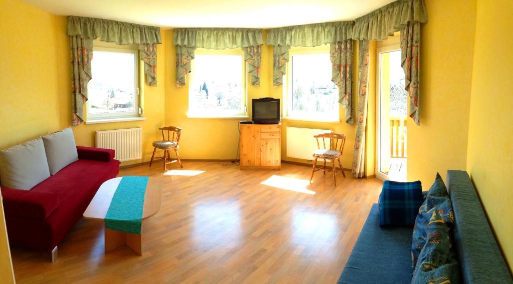 Pension Haus Claudia Drobollach am Faakersee Pokoj fotografie